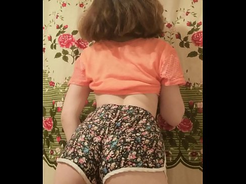 ❤️ Donec puer parvulus expolians bracae eius in camera ☑  at porn la.thebestfetishsites.ru